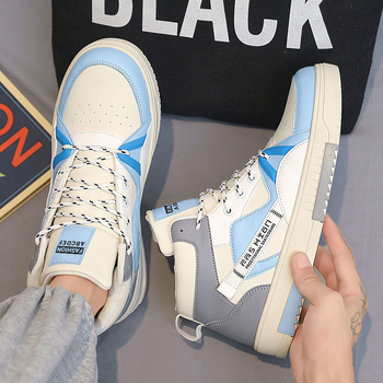 Pánske vysoké tenisky, guľatý špička, vrchnok zo syntetickej kože, nešmykľujúca plochá podrážka, priedušná sieťovaná výstelka s PU vložkou