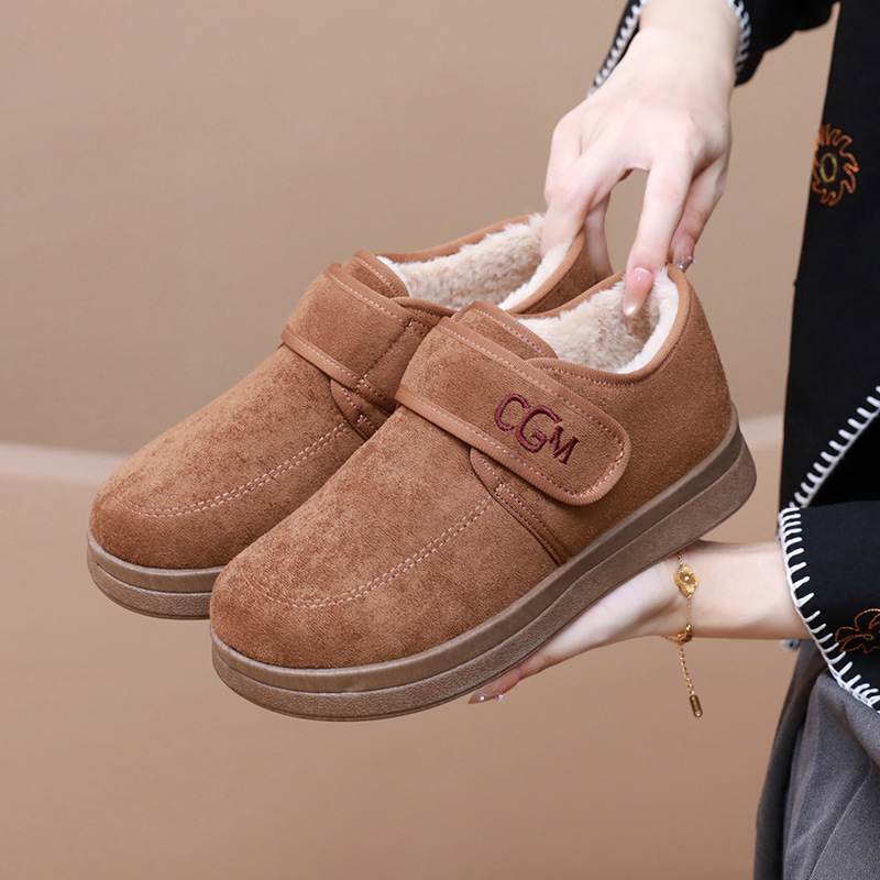 Naiste talve plush-kingad Velcro sulgemise, Birkenstock-stiilis disain, madal varvas, flaneli ülaosa, sisetald kunstliku karusnahaga, vahtkummist talla