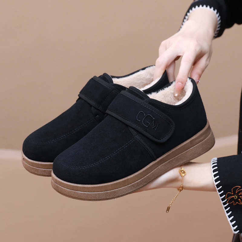 Naiste talve plush-kingad Velcro sulgemise, Birkenstock-stiilis disain, madal varvas, flaneli ülaosa, sisetald kunstliku karusnahaga, vahtkummist talla