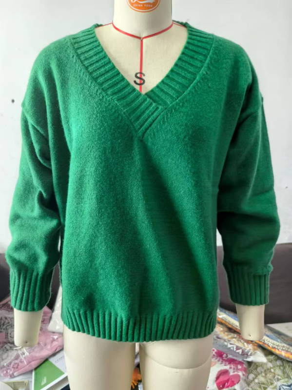 Ženski labavi pulover s kapuljom i V-izrezom, casual i svestran od akrilnog pletenog materijala