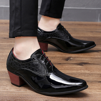 Pánske kožené topánky na šnúrky, ostro špičaté, hrubá podrážka zvyšujúca výšku, ležérny štýl, vrchná časť z dvojvrstvovej hovädzej kože