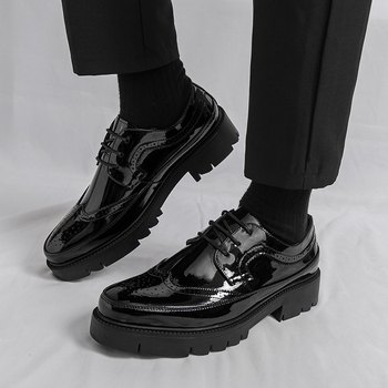 Pánske kožené Oxford topánky, vrchný materiál z umelej kože, kožený špičkový cap, gumová podrážka, šnúrky, nízky profil, obchodno-voľnočasový štýl