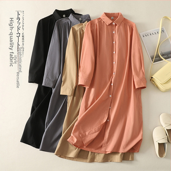 Košulna haljina od pamuka i lana, dugi rukavi, obrnuti ovratnik, srednja duljina, kopče sprijeda