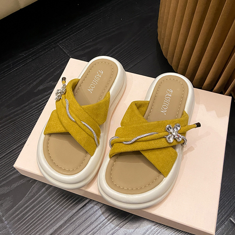 Romų stiliaus sandalai, PU viršutinė dalis, apvali nosis, gumos padas, pavasaris–vasara 2025