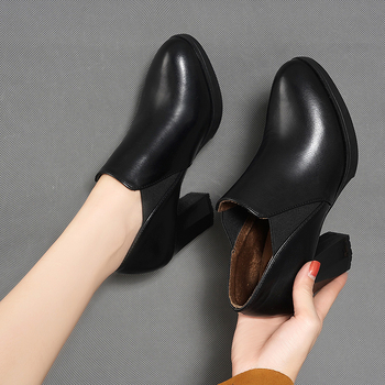 Női magas sarkú cipő vízálló platformával, kerek orrú, fleece-bélés, oldalsó cipzár, vastag sarok 6–8 cm