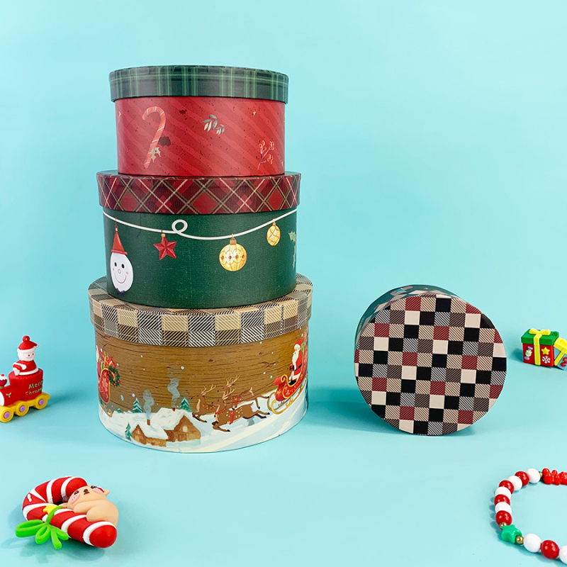 Sada štyroch vianočných darčekových krabičiek na domáce skladovanie, papierový materiál, darčekové balenie, značka Yiyu