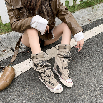 Dámske plátenné tenisky s graffiti vzorom, PU vrchný materiál, gumová podrážka, vysoký top nad 7 cm, hrubá podrážka, jeseň 2025