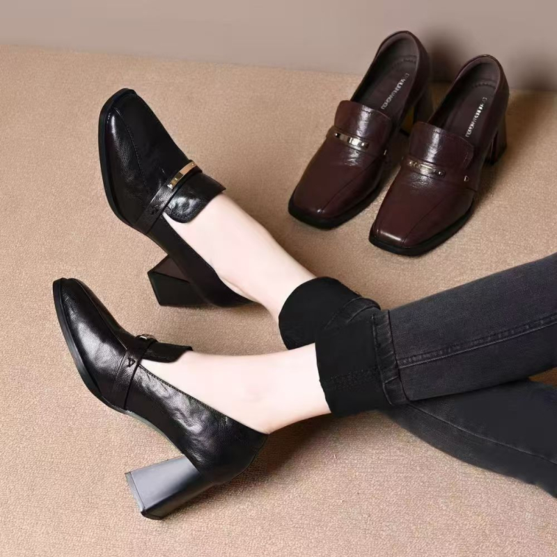 Női Brogue cipő, négyszögletes orral, PU felső rész, alacsony sarok, slip-on, gumírozott talp