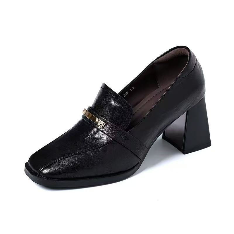Női Brogue cipő, négyszögletes orral, PU felső rész, alacsony sarok, slip-on, gumírozott talp