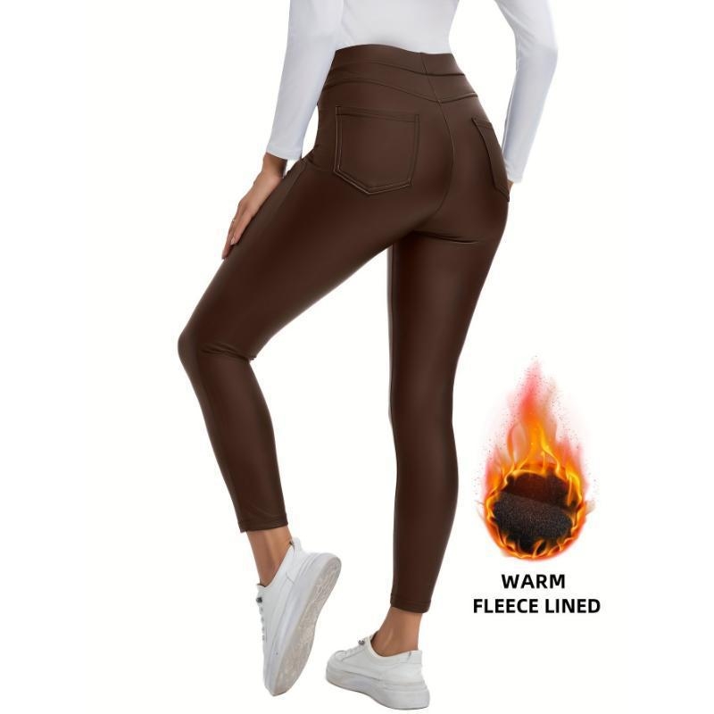 Bőrszűk nadrág zsebekkel, magas derekú, egyenes szárú, rövidre vágott hosszúságú, koreai stílus