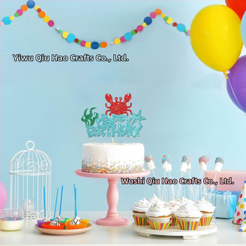 Krabí ozdoby na muffiny pre morské párty — svetlo modré vlajočky na drevených paličkách, papierové vlajočky, strojovo tlačené, bez loga