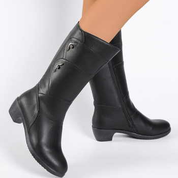 Női csizma hegyes orrú, oldalsó cipzár, alacsony szár, PU felsőrész, középmagas sarok 3–5 cm