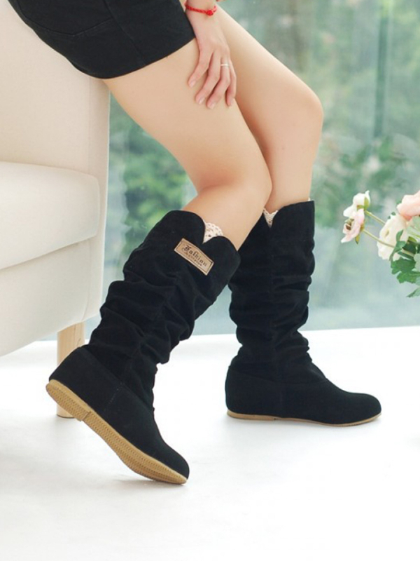 Női velúr csizma, magas szárú, kerek orr, lapos sarok, textilbetét