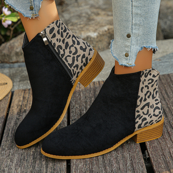 Női Martin csizmák kerek orrú, oldalsó cipzáras, alacsony szárú, középmagas sarok 3–5 cm, felső része borjúvelúr