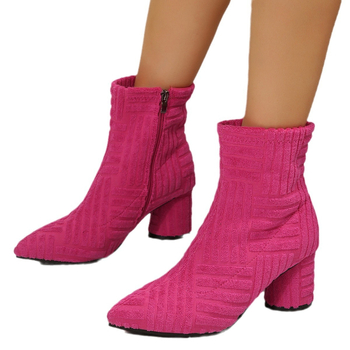 Női divatcsizmák: nubuk felsőrész, hegyes orr, vastag sarok, oldalsó cipzár