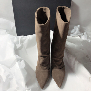 Дамски миди конни ботуши от набук, остър нос, висок ток 6–8 cm