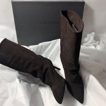 Дамски миди конни ботуши от набук, остър нос, висок ток 6–8 cm