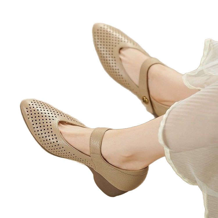 Francia stílusú loaferek légáteresztő perforált felsőrésszel, műbőr, hegyes orr, Velcro-zárás, 3–6 cm-es süllyesztett sarok, tavasz 2025