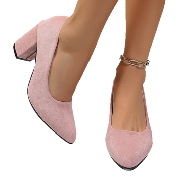 Szatén Slip-On magassarkú cipő - hegyes orr, 6-8 cm tömbös sarok