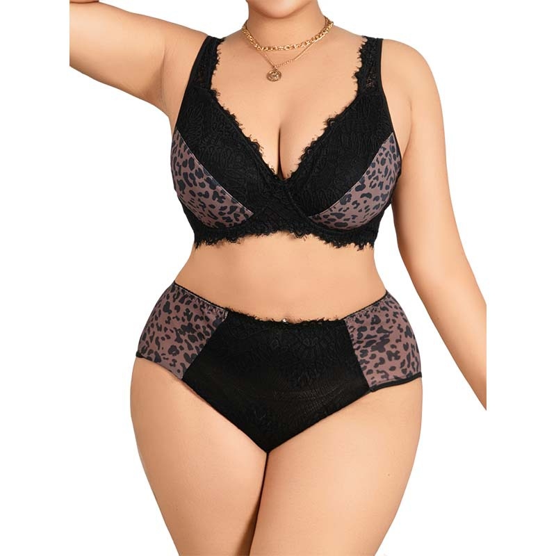 Milk Silk anyagú melltartó és alsónemű szett, teljes kosár, kötős vállpántok, hátul egy sor kapocs, európai–amerikai stílus