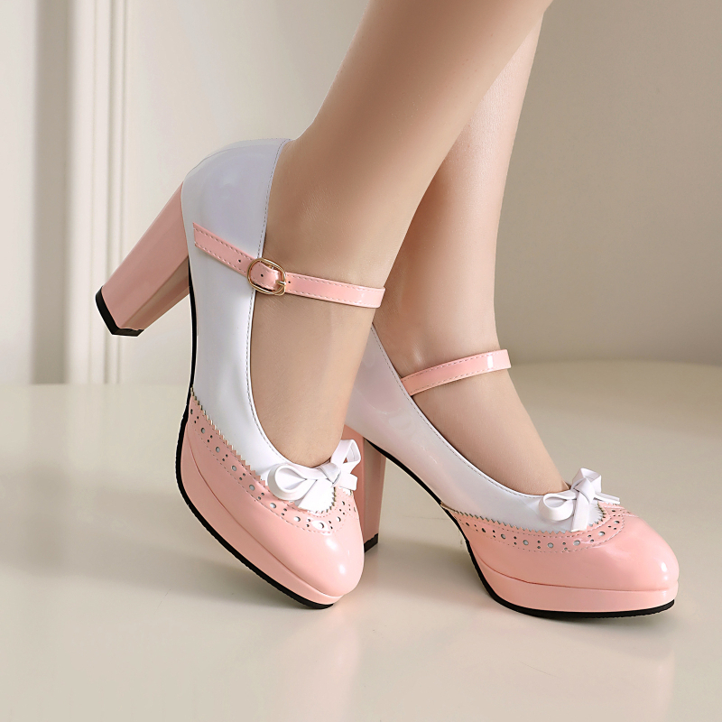 Női magas sarkú cipő – kerek orrú, PU felsőrész, vastag sarok, csattal zárható, középső nyílás 7–11 cm