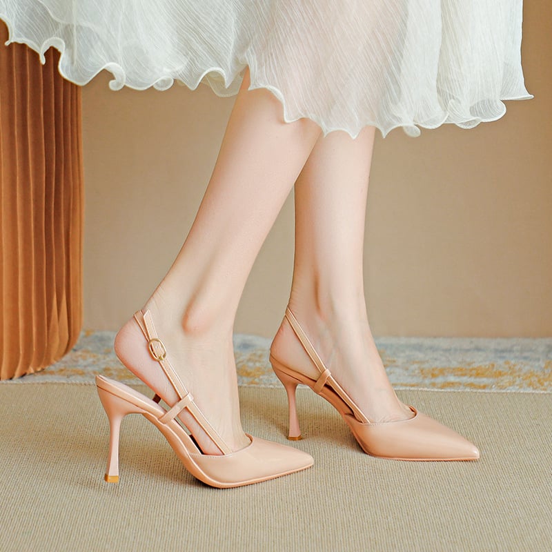 Sandale dama din piele lacuită, fără spate, cu toc stiletto, vârf ascuțit și curea simplă, înălțime toc 6–8 cm