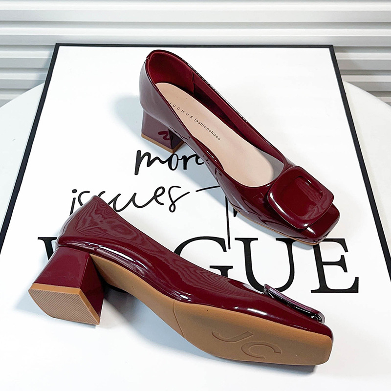 Loafers cu vârf pătrat, toc mediu 3–6 cm, talpă din cauciuc, tălpi PU