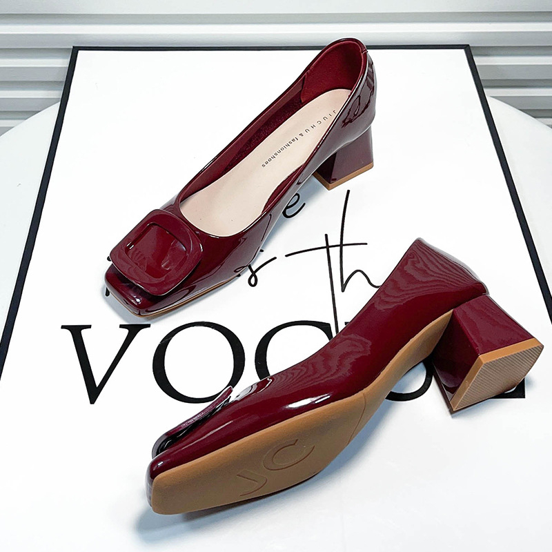 Loafers cu vârf pătrat, toc mediu 3–6 cm, talpă din cauciuc, tălpi PU