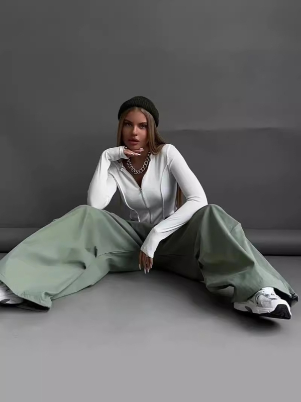 Pantaloni casual de damă în stil cargo, talie înaltă, talie elastică cu șnur, croială dreaptă, material poliester-spandex (90-95% poliester, 5-10% spandex)