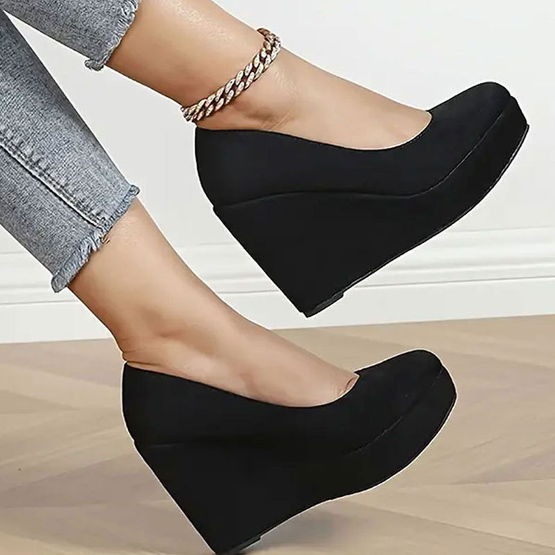 Moterų biuro bateliai su kašmyro-velouro viršutine dalimi, avies odos įdėklas, gumos padas, apvali nosis, klininė platforma