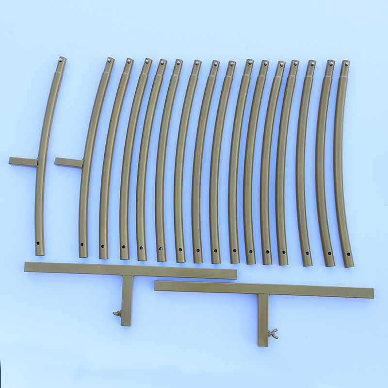 Svadobná oblúka — jednotrubový rám dverí, železná konštrukcia; balenie: kartón; dovoz: Nie; použitie: Svadba