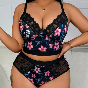 Moterų apatinių komplektas: liemenėlė ir kelnaitės su nėrinių gėlių raštu, polisteris, 3/4 puodelio, fiksuotos dvigubos petnešėlės, priekinis užsegimas kabliuku