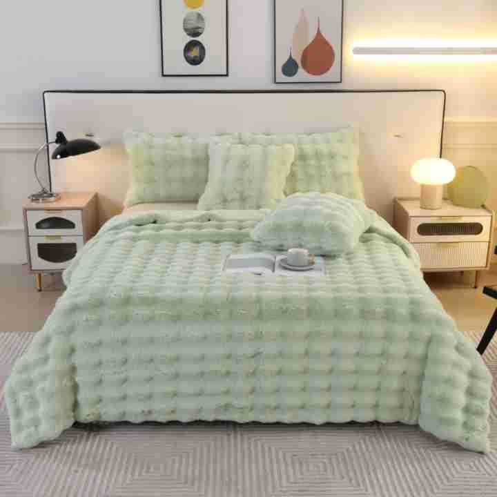 Одеяло от зайче велвет - полиестер, 500-800 g, персонализирана обработка, подходящо за всички сезони