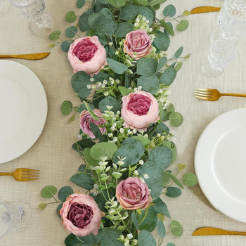 Umelá vínová liana s ružovým bujorom a drobnými kvetmi — ratán, čiastočne ručne a čiastočne mechanicky vyrobená, na dekoráciu, rekvizity na fotografovanie, domáce dekorácie