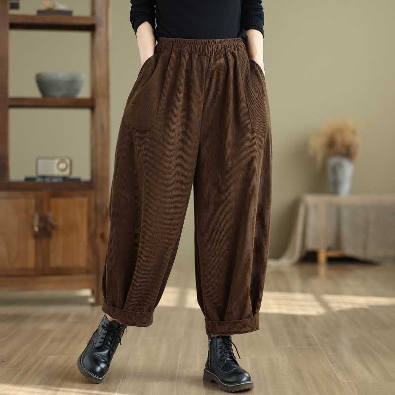 Lampášové nohavice z kordury s elastickým pásom, jeseň 2024, zmes bavlny a polyesteru (70-80% bavlna, <30% polyester), literárny retro štýl