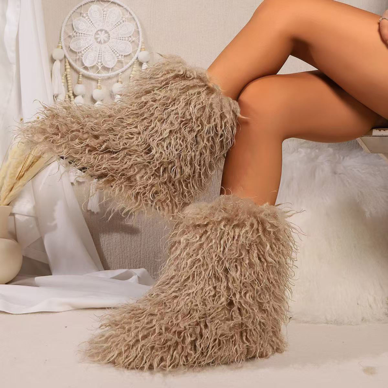 Moteriški žieminiai snieginiai batai, vidutinio aukščio viršus iš pliušo, dirbtinės kailio vidinė dalis, gumos pada, plokščias kulnas 3 cm