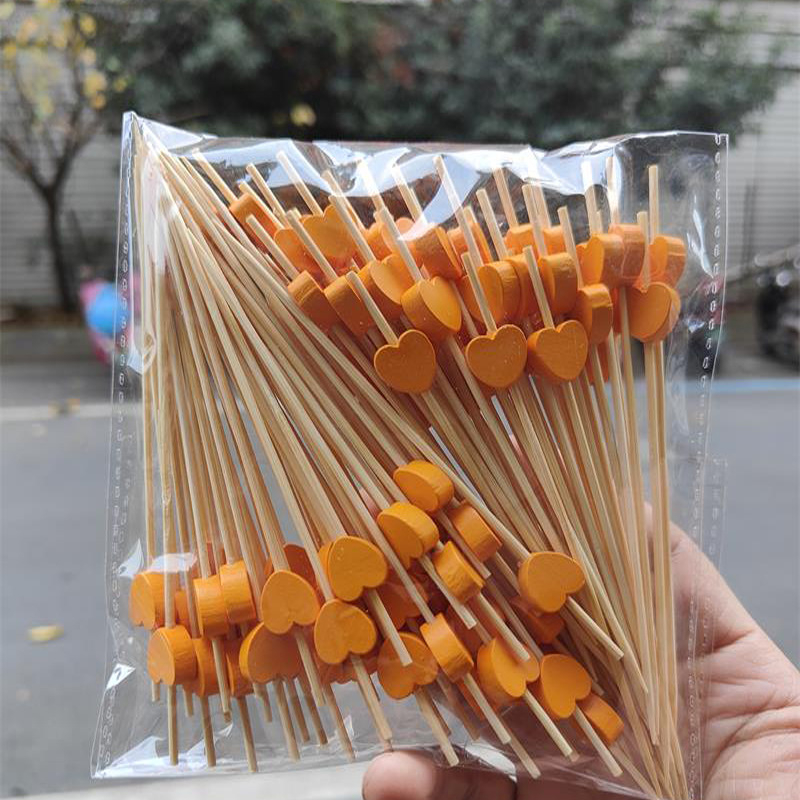 Sada ovocných vidličiek z bambusu — Pre dospelých; Materiál: Bambus; Import: Nie; Značka: Other