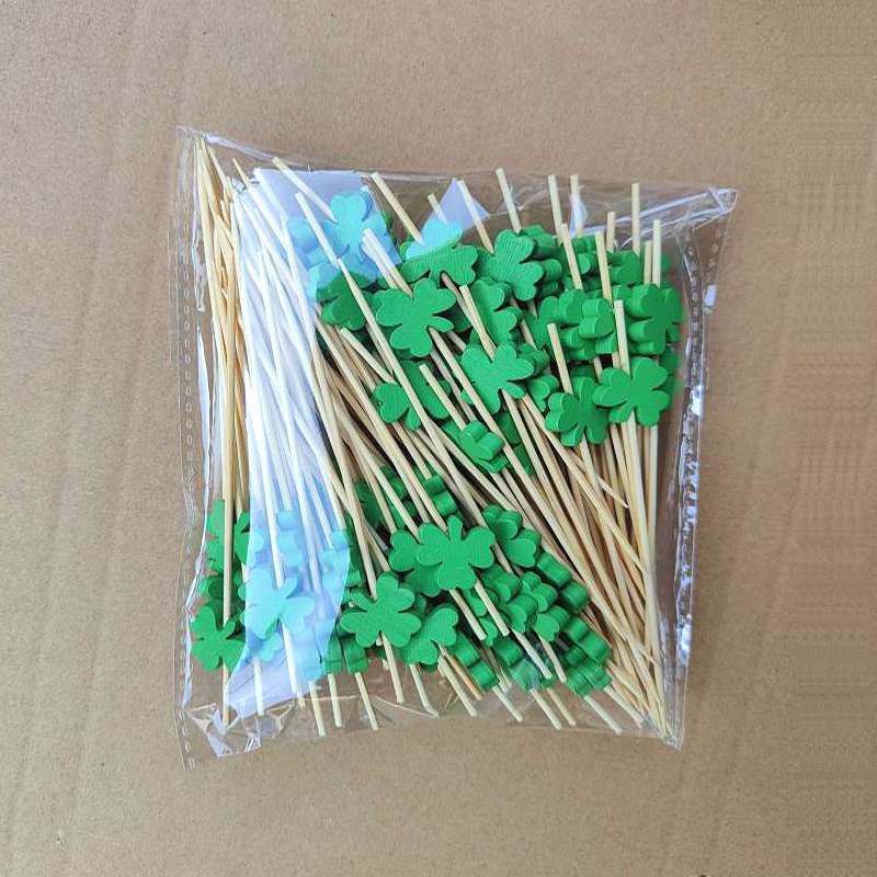 Sada ovocných vidličiek z bambusu — Pre dospelých; Materiál: Bambus; Import: Nie; Značka: Other