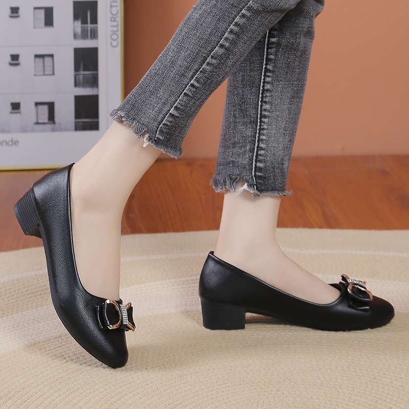 Moteriški slip-on balerinos su smailiu nosimi, PU viršus, PU padas, Korejos stilius