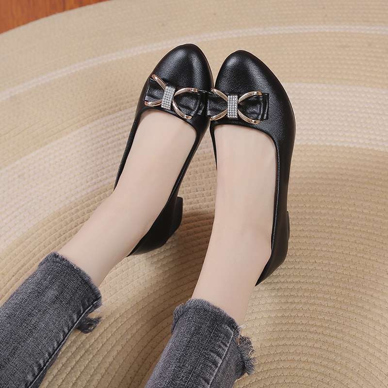 Moteriški slip-on balerinos su smailiu nosimi, PU viršus, PU padas, Korejos stilius