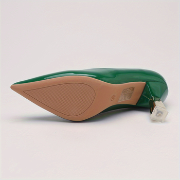 Tenisky z plátna, vrchný materiál plátno, podrážka z plastu, zvierací vzor, športový štýl