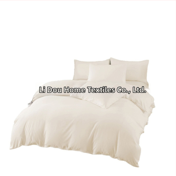 Trojdielny set obliečok na prikrývku s 2 povlaky na vankúš, chemické vlákno, ploché tkanie, 110 g/m², reaktívny potisk a farbenie, nordický štýl