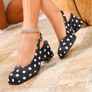 Sandalice s visokim petama, kvadratnim vrhom, satenski s točkicama, kopča