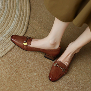 Női PU bőrcipő négyszögletes orral, slip-on, alacsony sarok