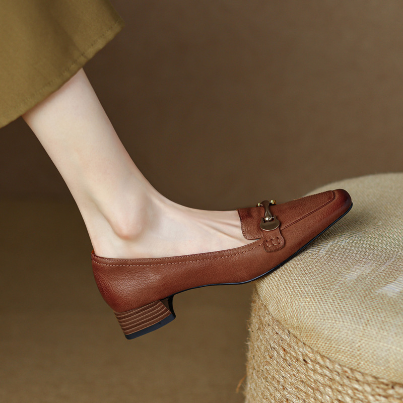 Női PU bőrcipő négyszögletes orral, slip-on, alacsony sarok