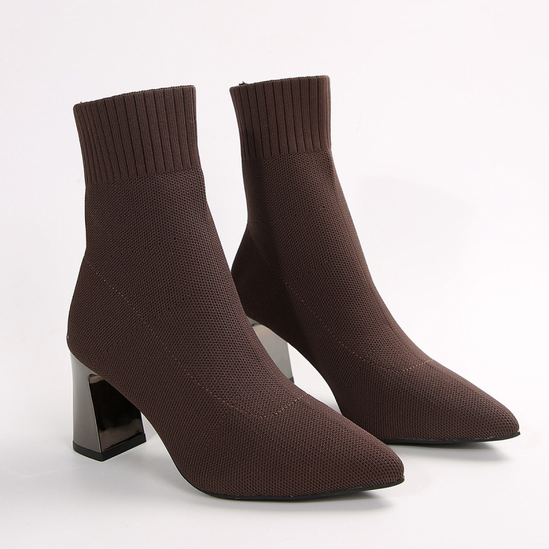 Női szögletes talpú cipő – hegyes orr, Fly Knit felsőrész, középmagas boka, 3–6 cm sarka, PVC talp