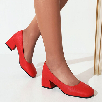 Bőr cipő kerek orrú, slip-on kivitel, ultra magas sarkú (>8 cm), koponya minta
