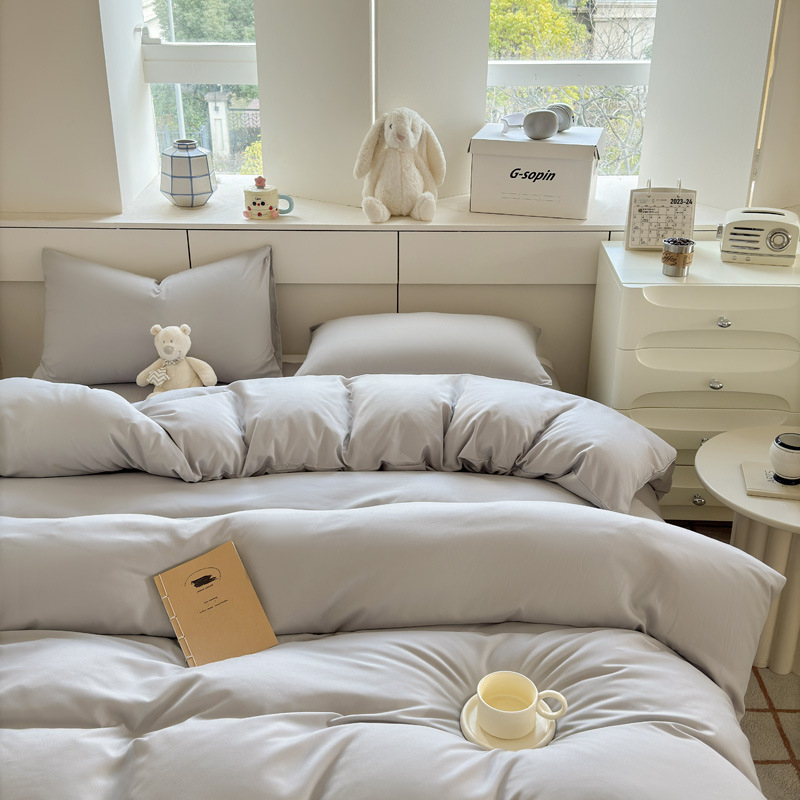 Set de lenjerie din bumbac spălat – țesătură periată, imprimare reactive și vopsire, greutate 800–1000 g, stil modern minimalist