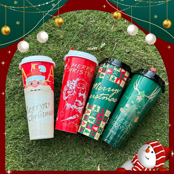 Jednorázový pohár z PP s víčkom, vstrekované lisovanie, vianočná séria s vnútornou nálepkou, objem 501–600 mL