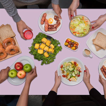 Set stolnjaka i jednokratne posude — Papir, Crtani stil, Pogodan za rođendane, Dan zaljubljenih, Proljetni festival, Nacionalni dan